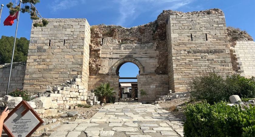 Premium Full-Day Ephesus Experience from Izmir