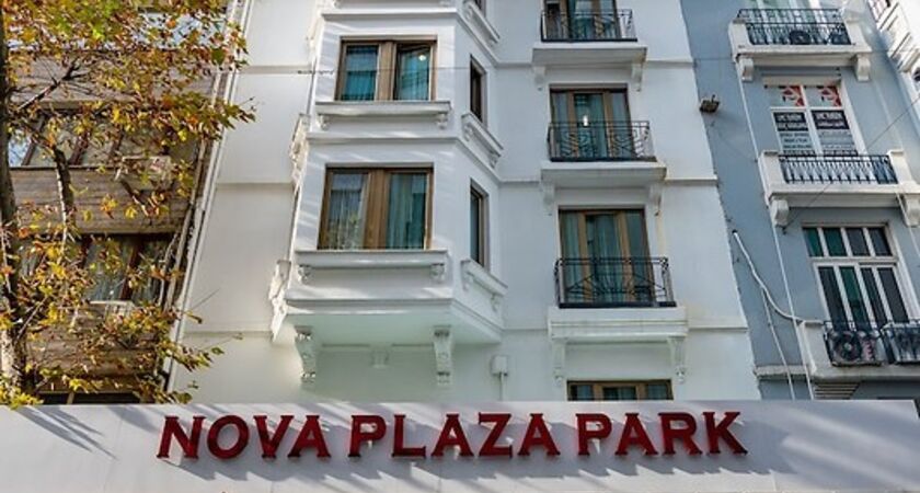 Nova Plaza Park Hotel