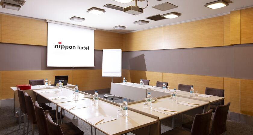 Nippon Hotel