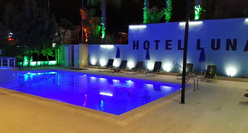 Luna Hotel