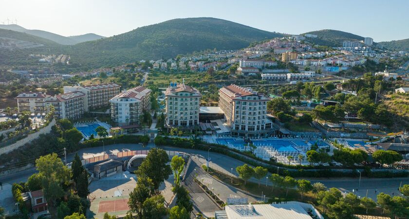 Ramada Resort By Wyndam Kuşadası&Golf