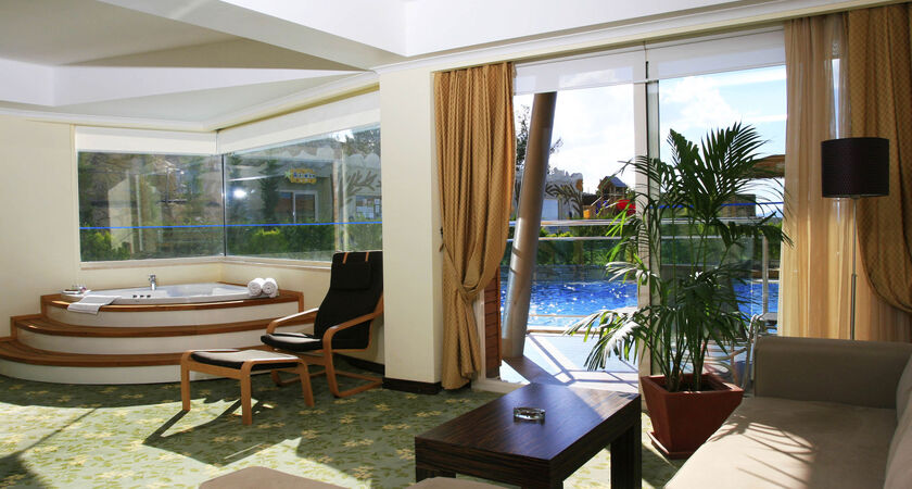 Sealight Resort Hotel Kuşadası