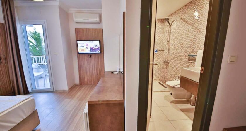 Smart Holiday Hotel