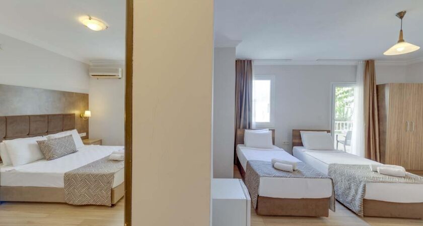 Smart Holiday Hotel