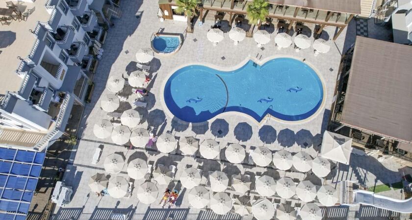 Smart Holiday Hotel