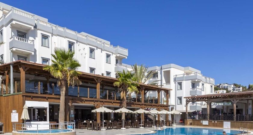 Smart Holiday Hotel