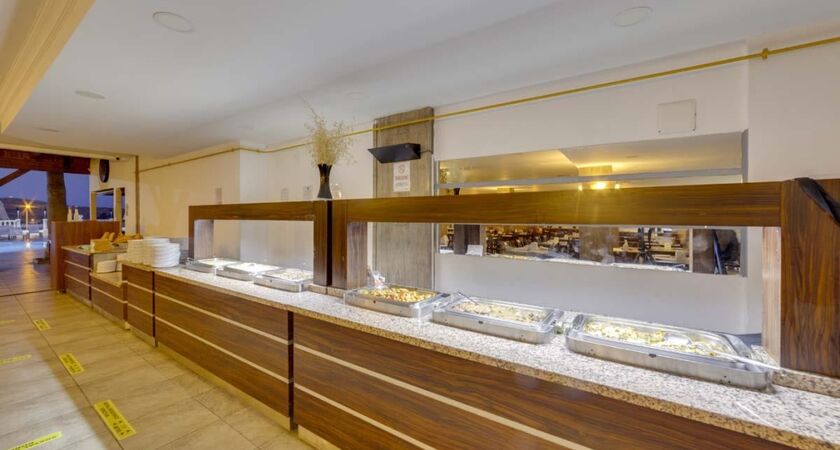 Smart Holiday Hotel