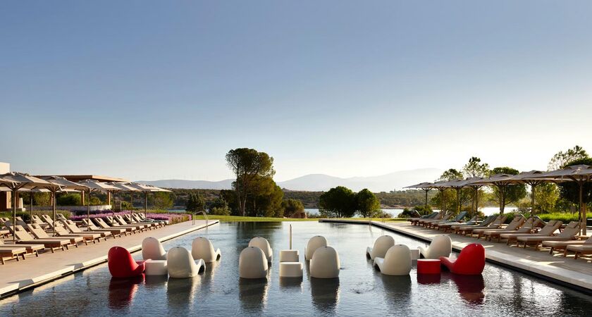 Anda Barut Collection