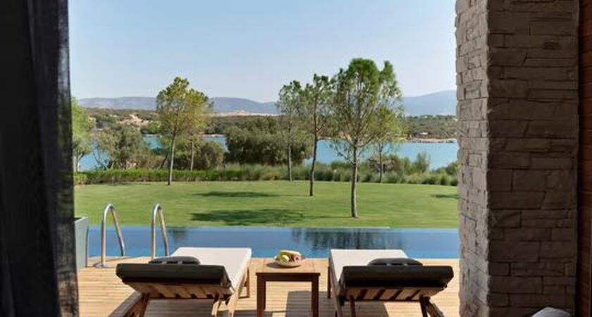 Anda Barut Collection