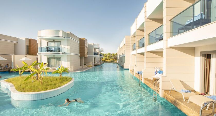Aquasis Deluxe Resort Hotel