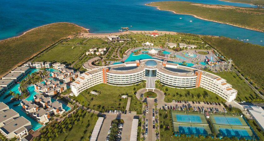 Aquasis Deluxe Resort Hotel
