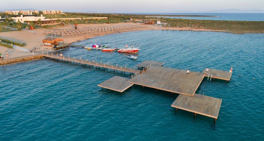 Aquasis Deluxe Resort Hotel