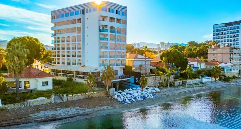 Scala Nuova Beach Hotel