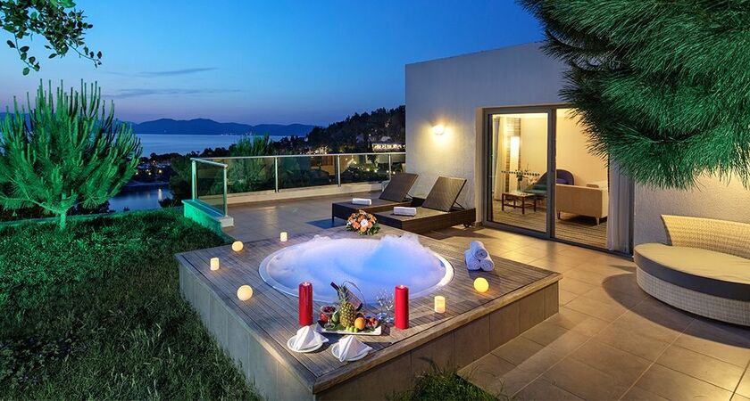 Pine Bay Holiday Resort