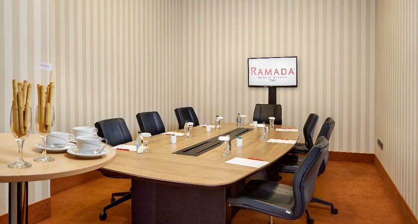 Ramada Plaza By Wyndham İzmir