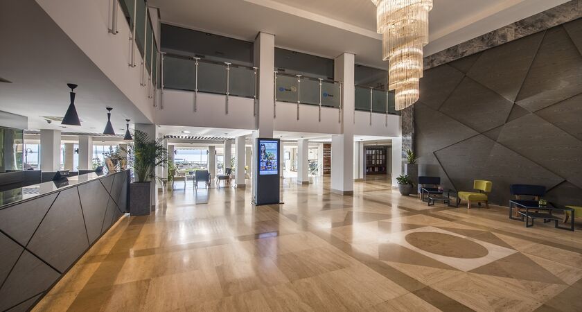 Altın Yunus Hotel & Spa Çeşme