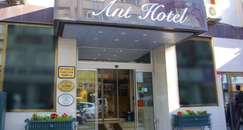 Grand Ant Hotel