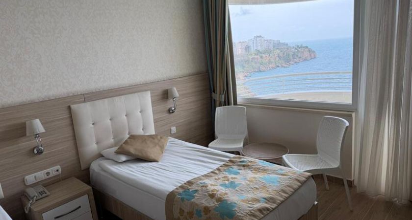 Cender Hotel