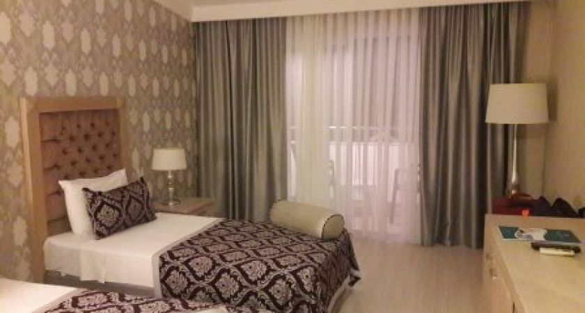 Sl La Perla Hotel