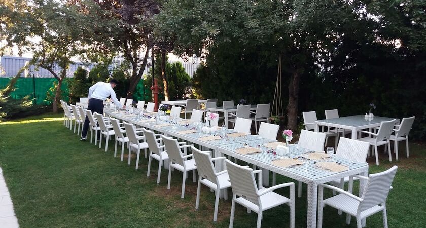 Dafne Hotel