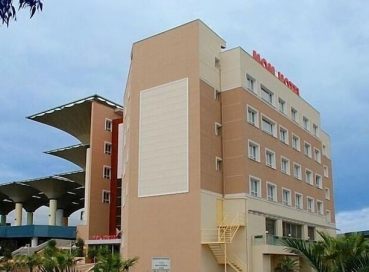 MOM Hotel