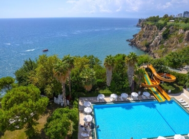 Nazar Beach City & Resort Hotel
