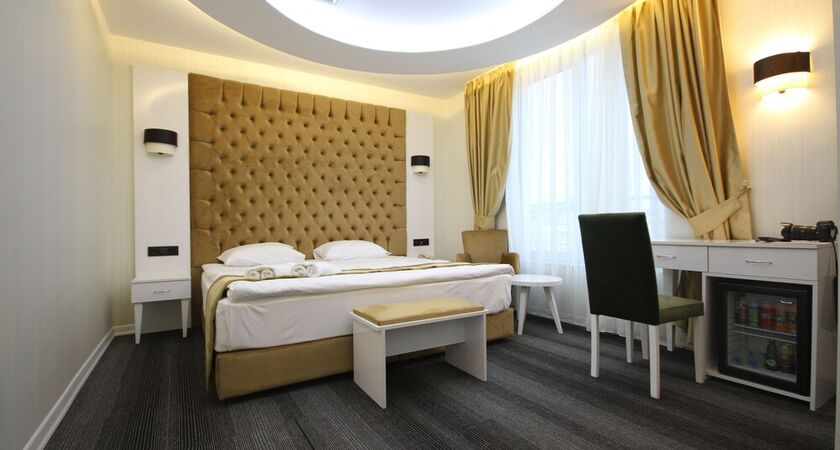 Grand Silay Hotel