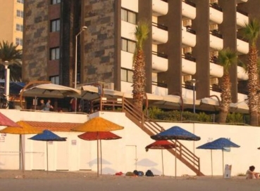 Sunday Beach Hotel