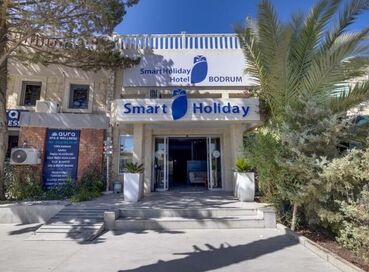 Smart Holiday Hotel