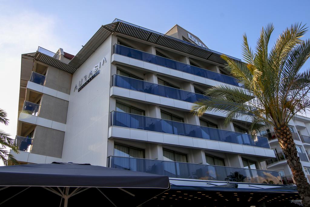 Aurasia Beah Hotel